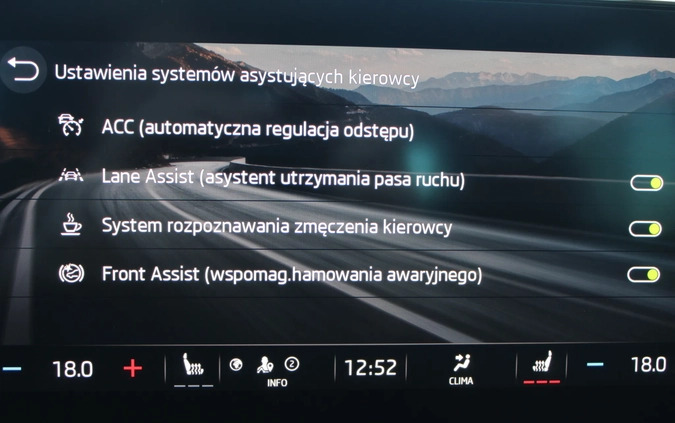 Skoda Octavia cena 112900 przebieg: 61355, rok produkcji 2021 z Żory małe 704
